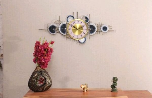 Decorative Metal Wall Clock - Free Size, Metal, Decorative, Pack of 1